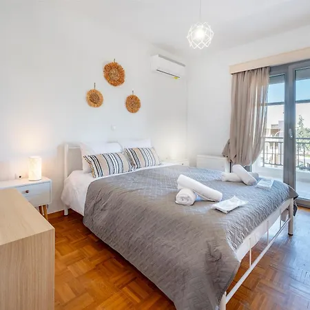 公寓 Calm House Platánion