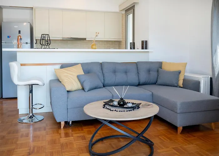 شقة Calm House Platánion