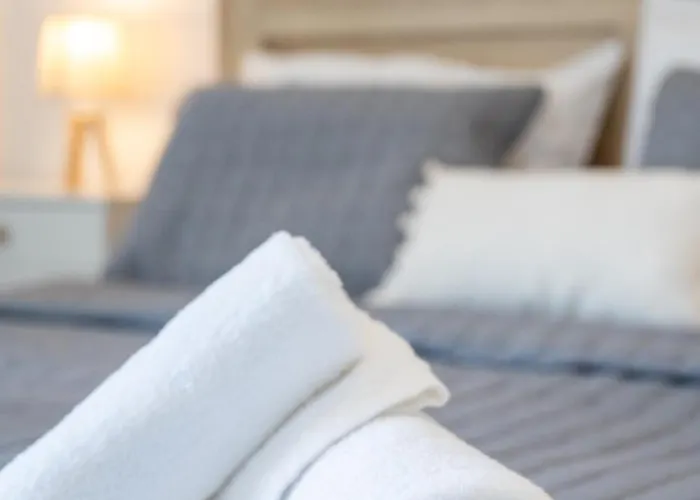 Calm House * Platánion